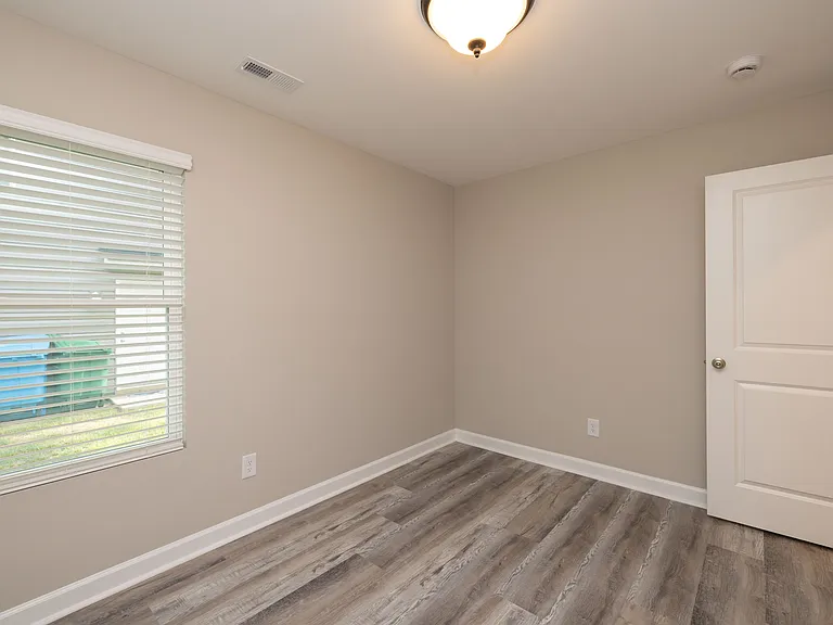 810 Long St — Photo 30