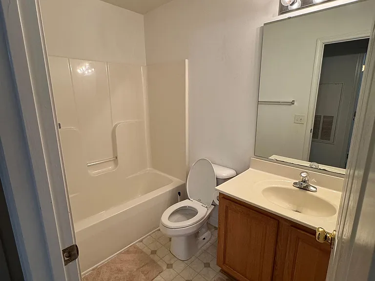 116 Brentwood Dr — Photo 5