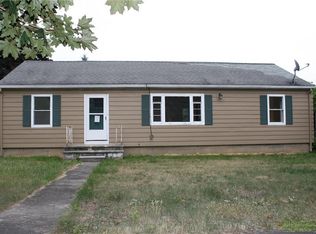 198 Grantham Rd, Rochester, NY 14609