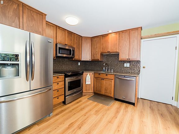 5th image of 8525 NE Pierce Dr