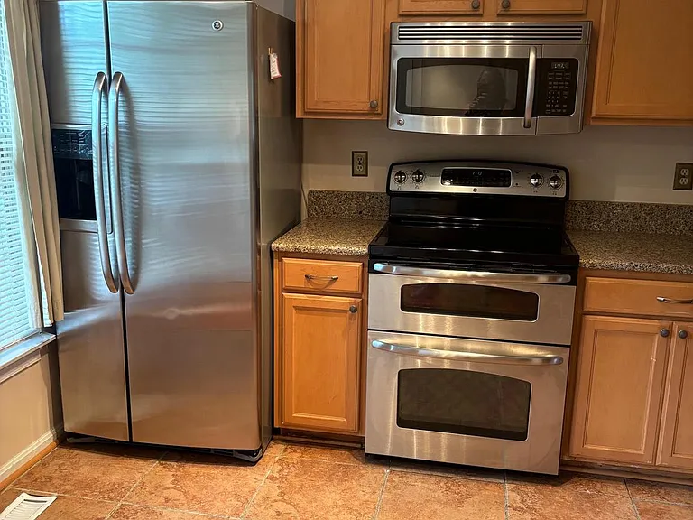 3961 Conquest Ct — Photo 4