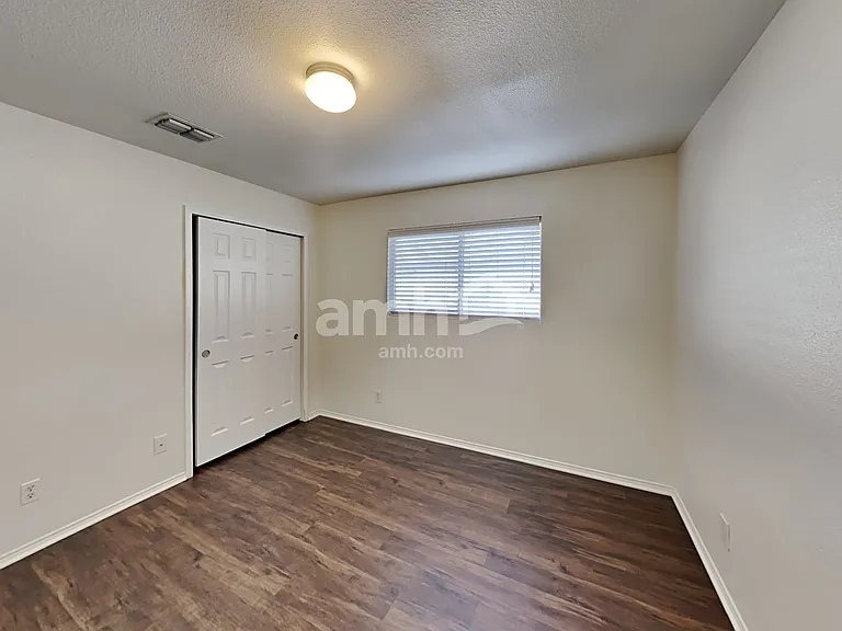 8027 Silver Grv — Photo 19