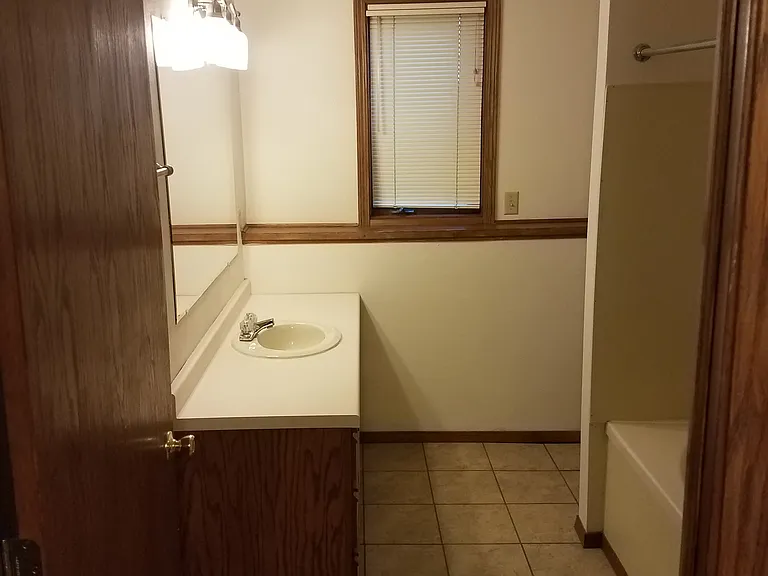 2220 N Skylark Dr #22 — Photo 7