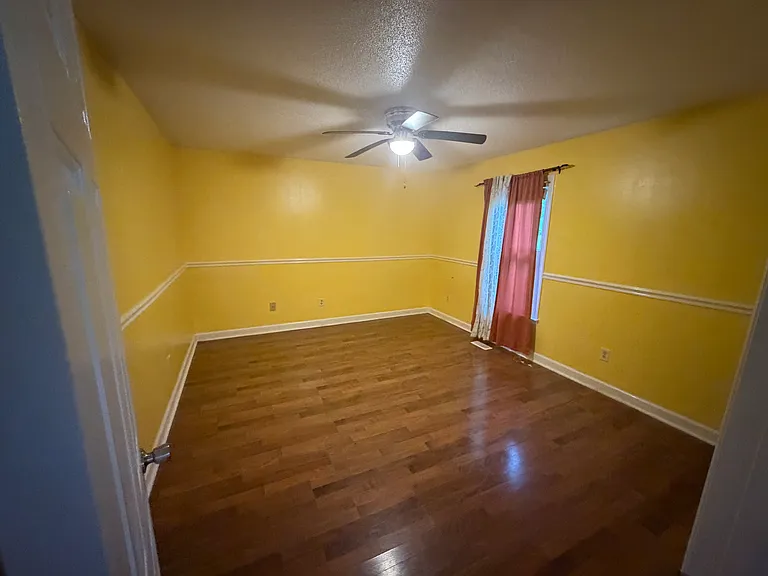 222 Daly Dr — Photo 13