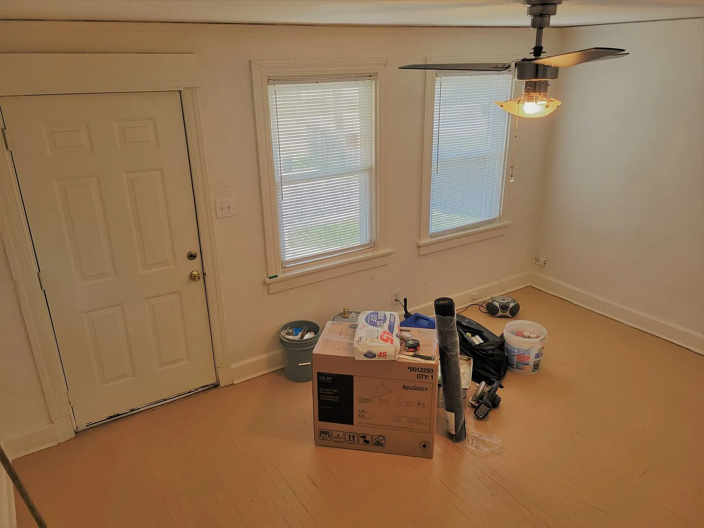 Brick Duplex with 3 bedrooms and 1 bath for rent. — Photo 3