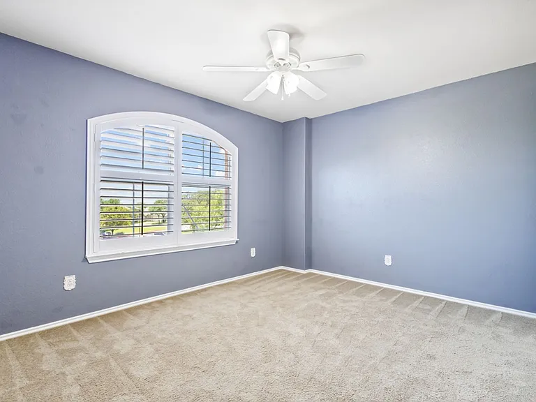 10315 Timber Country — Photo 20