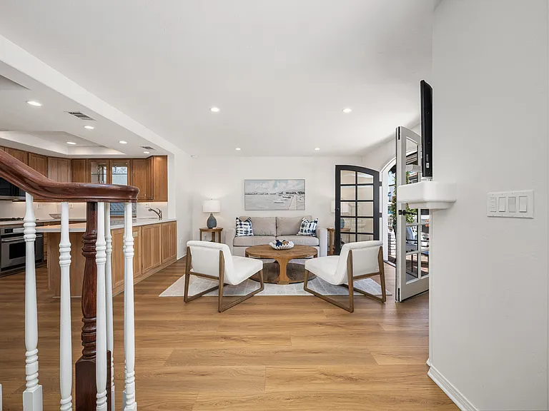 117 Marine Ave #A — Photo 15