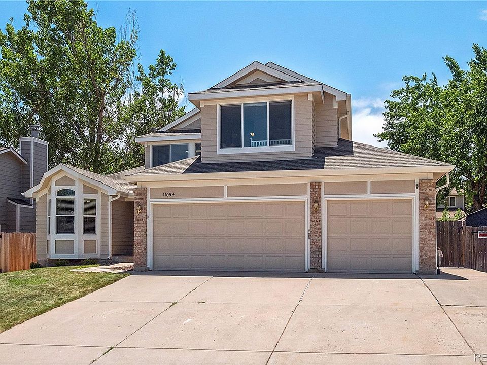 1st image of 11054 W Caley Avenue