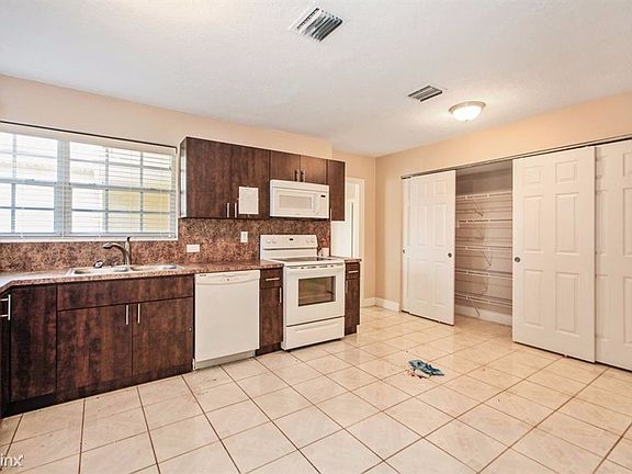 i0fsvzg7yw1cyxbyzzje