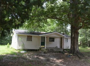 217 W Sycamore Rd, Picayune, MS 39466