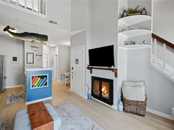 865 Little Bay Ave APT 2, Norfolk, VA 23503