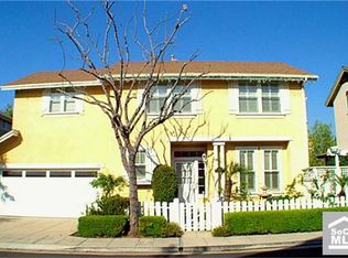 225 Honeysuckle Ln, Brea, CA 92821