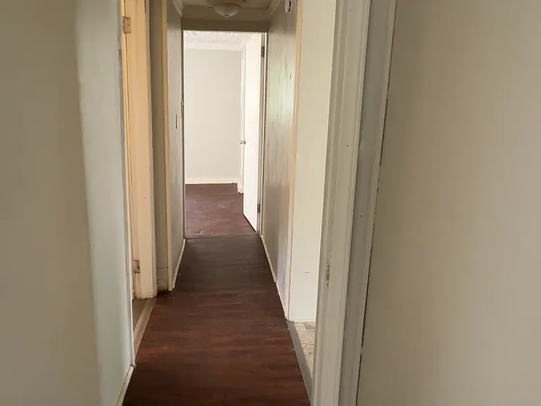 55 Oak St — Photo 12
