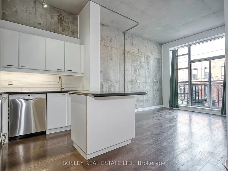 955 Queen St W #311 — Photo 14