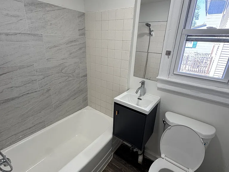 517 Bentley Ave #B — Photo 13