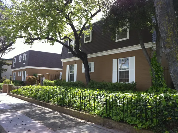 Le Parc Dauphine, 1921 California St #24, Mountain View, CA 94040