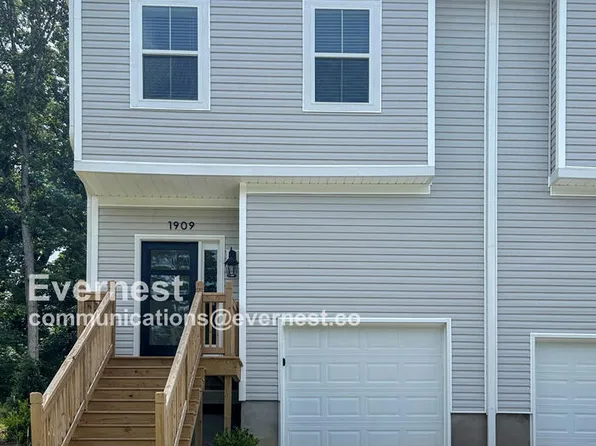 1909 Toddville Rd, Charlotte, NC 28214