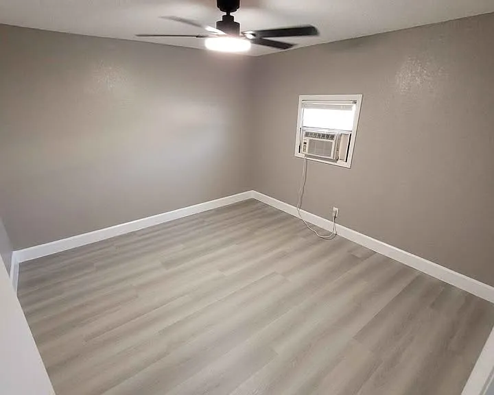 5104 Little Lake Ct #5104 — Photo 4