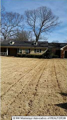1st image of 125 N Brookside Dr