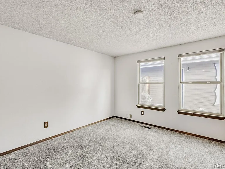 625 S Depew St #2 — Photo 4