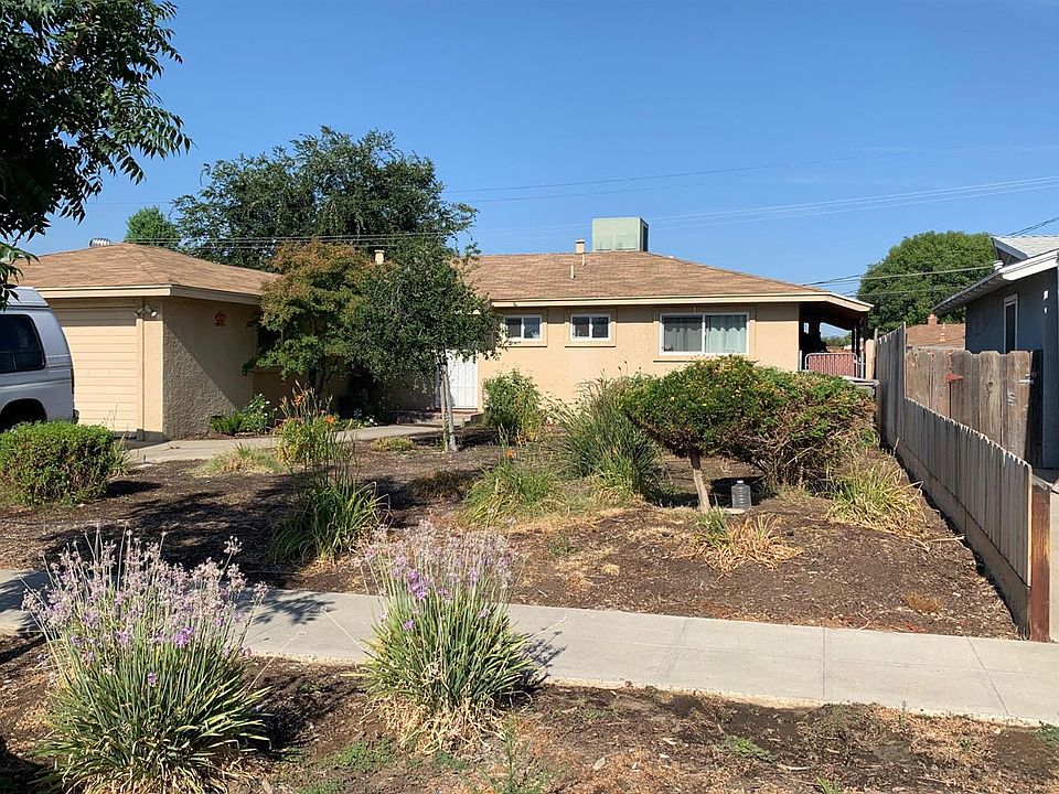 1st image of 4481 N Manila Ave