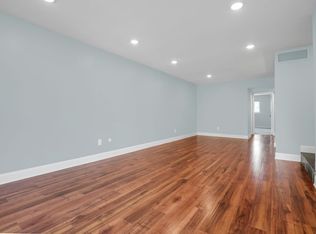 324 Hermit St #1, Philadelphia, PA 19128