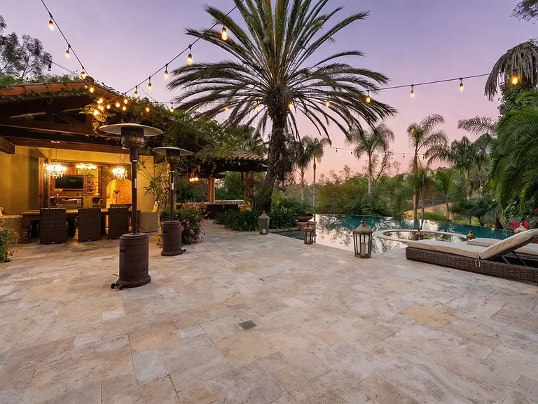 15708 Circo Diegueno Rd — Photo 23