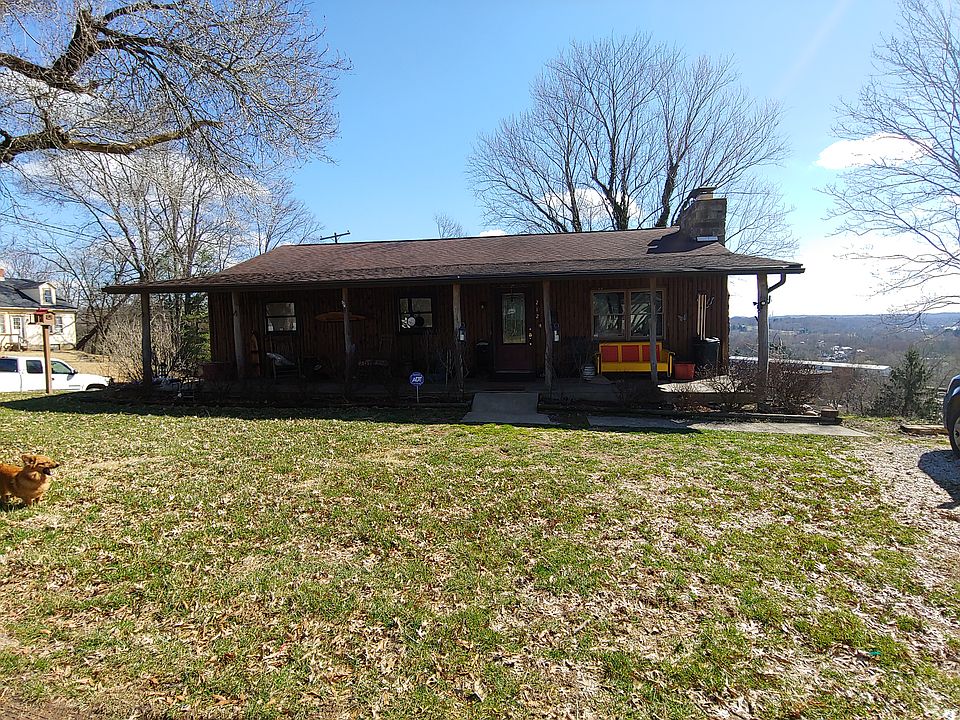 1st image of 212 Aurora St