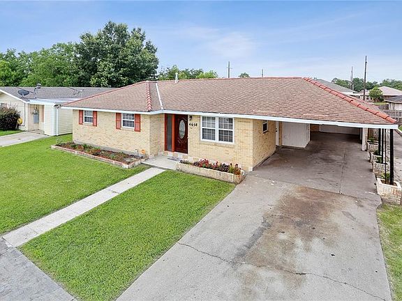 2nd image of 4658 Longfellow Dr
