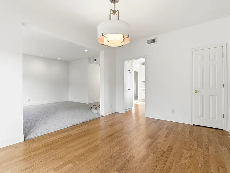 1924 Filbert St #2 — Photo 5