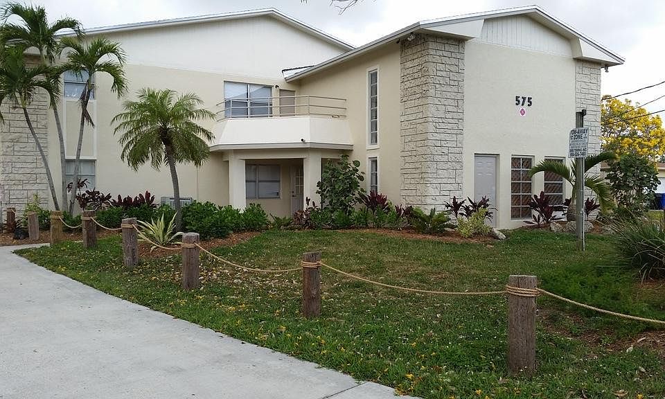 2nd image of 575 SW 20th Ave