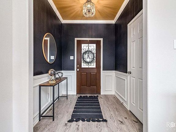 4th image of 5033 Scarlet Oak Ln