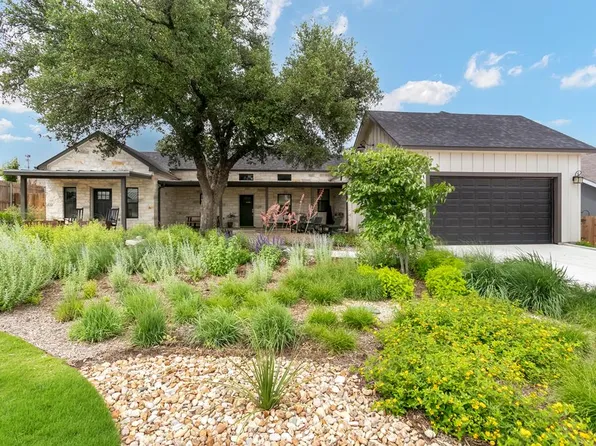 710 Chinkapin Dr, Fredericksburg, TX 78624