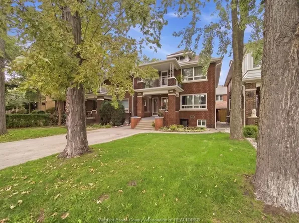 990 Victoria Ave #2, Windsor, ON N9A 4N4