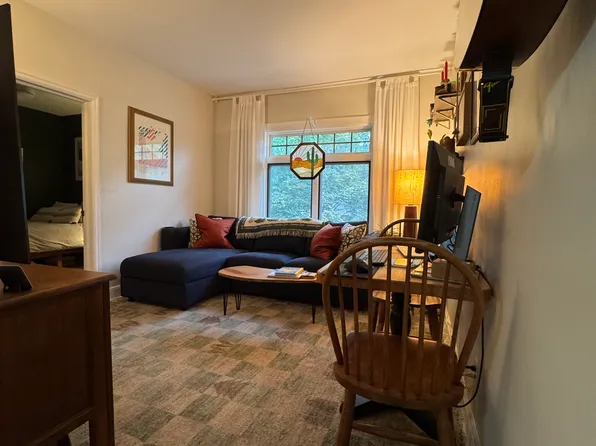 2325 Grand Ave S APT 207, Minneapolis, MN 55405