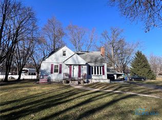 917 Harrow Rd, Toledo, OH 43615