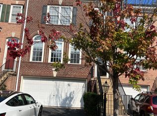 43670 Lees Mill Sq, Leesburg, VA 20176