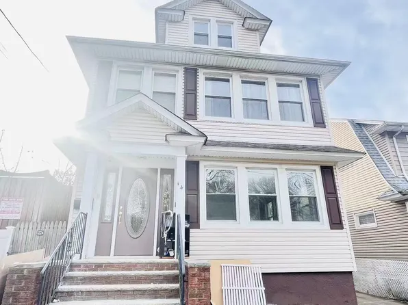 14 Joan Pl, Staten Island, NY 10314