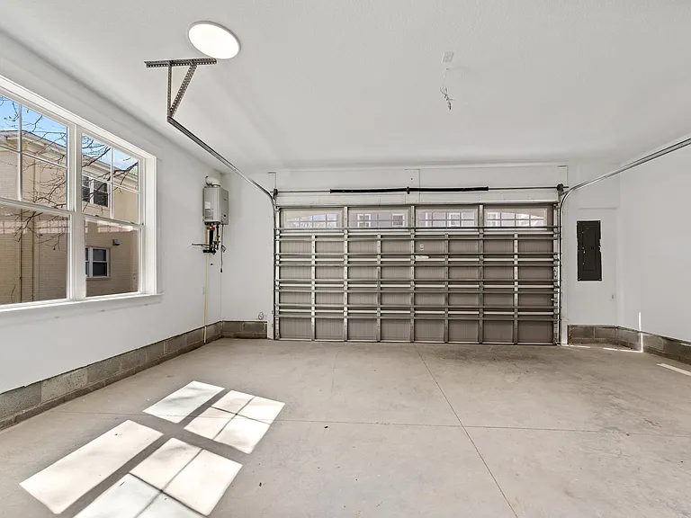 2334 Pleasure House Rd #B — Photo 33