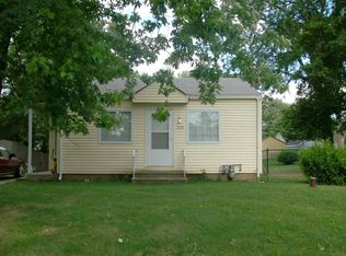 1139 Bangs St, Aurora, IL 60505