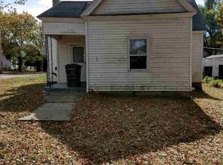 1022 E 9th St, Sedalia, MO 65301
