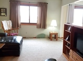 280 Cedar Ln, Lewiston, MN 55952