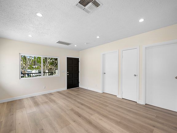 3rd image of 6107 Hazelhurst Pl #A