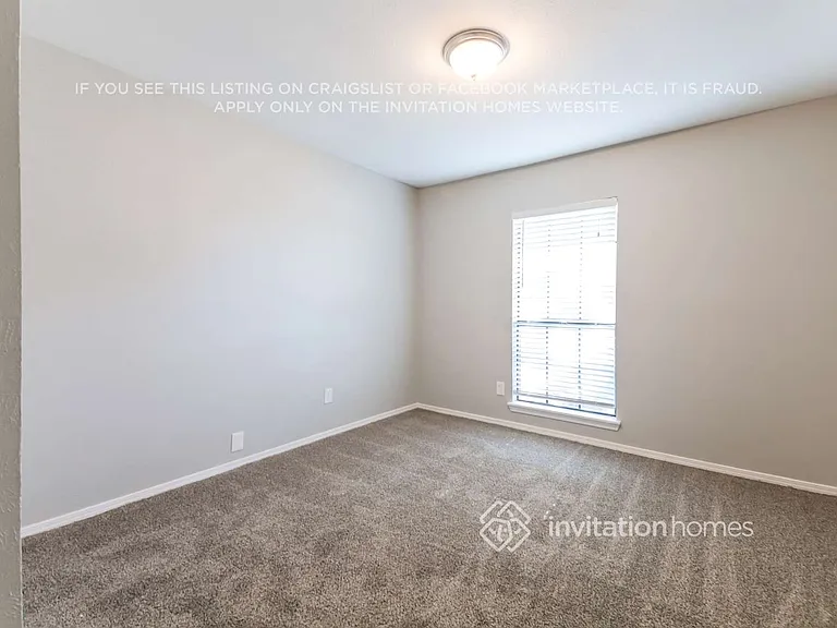 421 Kingsbridge Dr — Photo 13