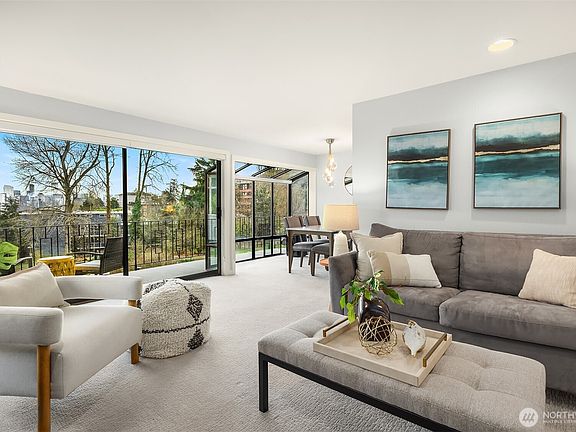 3rd image of 507 Howe Street #A