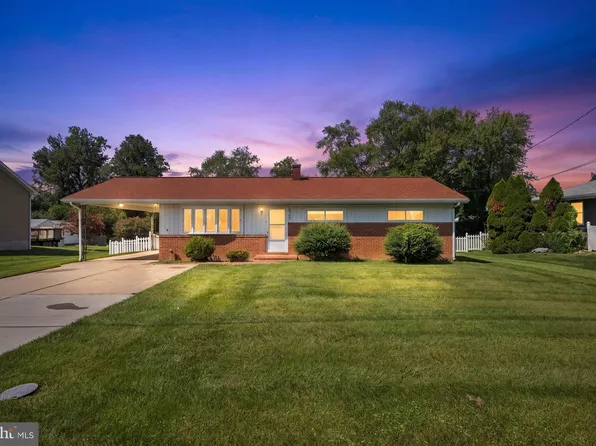 9702 Winkler St, White Marsh, MD 21162