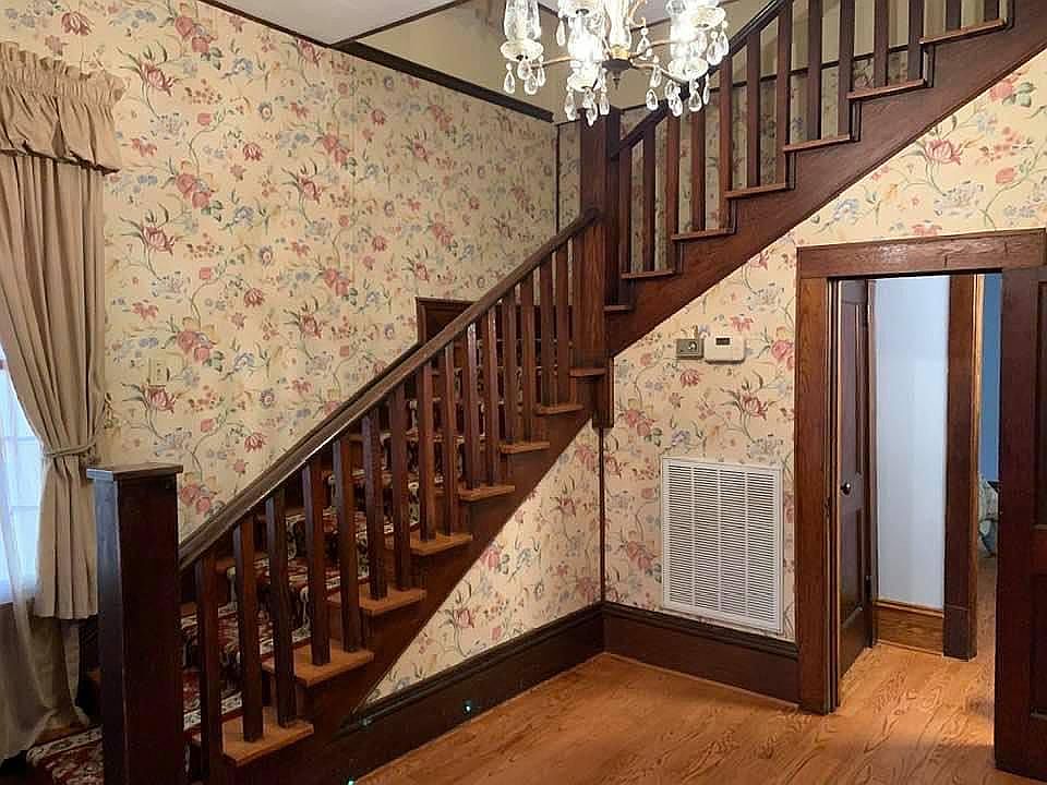 445 4th Ave, Dungannon, VA 24245 Zillow