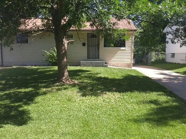 171 Brigadoon Cir, Saint Louis, MO 63137