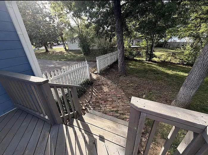 709 Winter Haven Ct — Photo 15