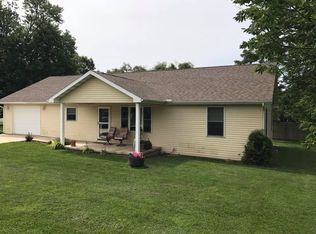 205 W 6th St, West Lebanon, IN 47991